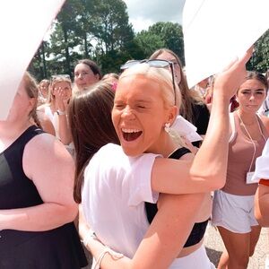 Meet your Posher, Mackenzie